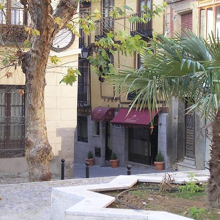 Hostal Alfonso XII By Toledo Ap Екстер'єр фото