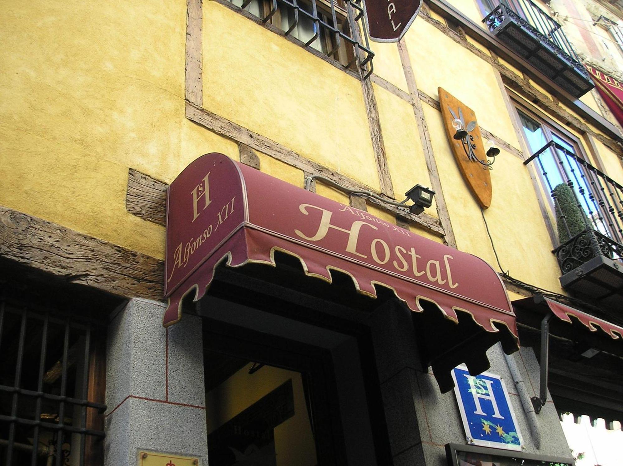Hostal Alfonso XII By Toledo Ap Екстер'єр фото